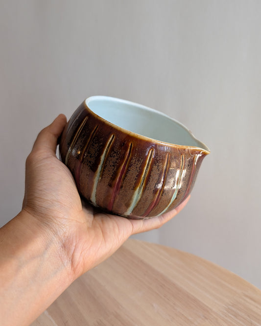 Swallow Bowl with Spout - 12 oz (Second)